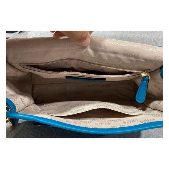 Michael Kors Fulton Small Pebbled Leather Crossbody Bag - Picture 5 of 10